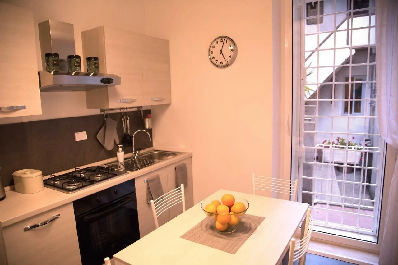 H-Aviva Giubbonari Apartment 로마 0*,  이탈리아